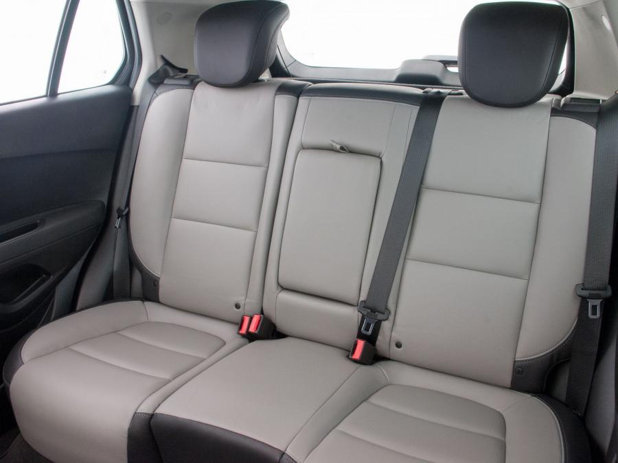  Chevrolet Tracker 2013 года  (фото 15 из 21)